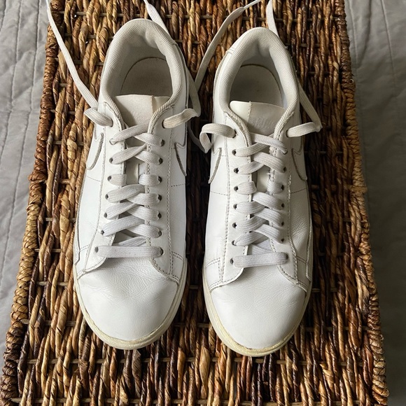 Nike Blazer Low LE Womens 7.5 - Picture 4 of 10